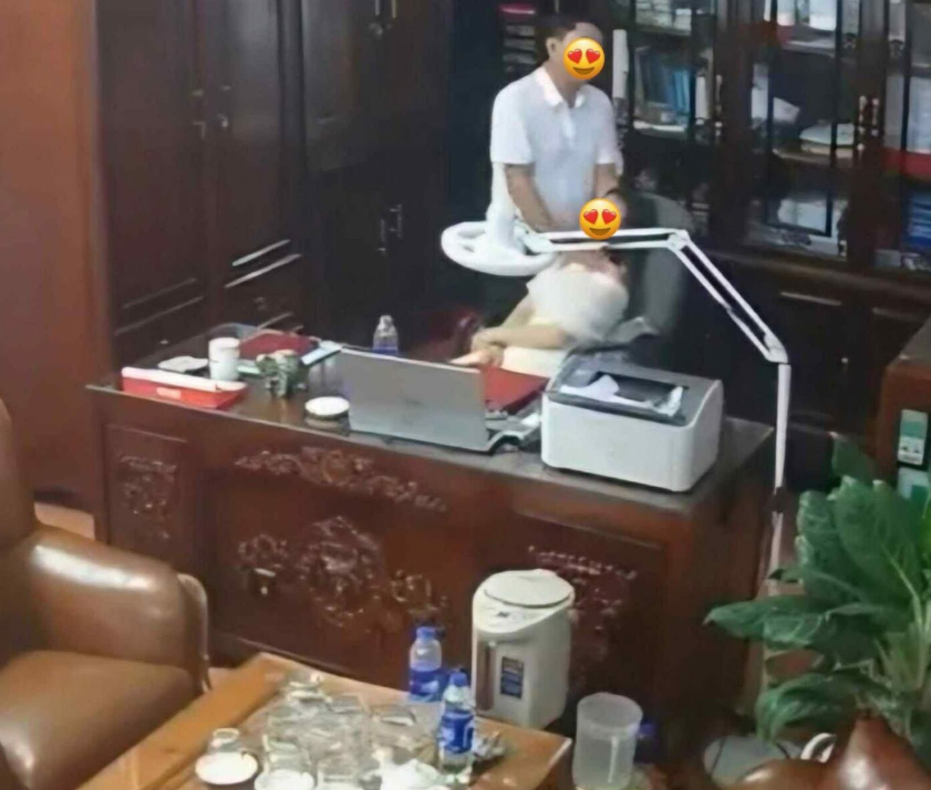 sex clip:Clip sex hiệu trưởng Hải Hậu tỉnh Ninh Bình