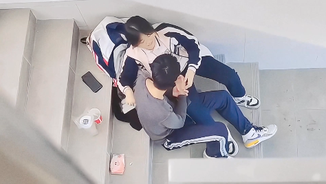 clip sex - Móc lồn em ny nơi cầu thang